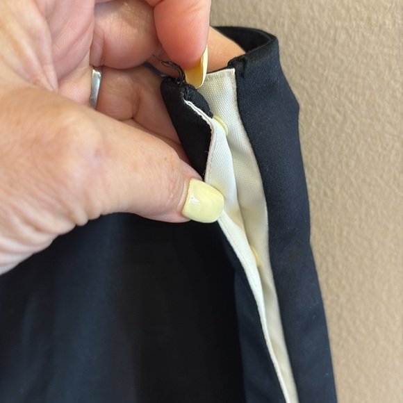 Tibi Black casual  tiered A line mini skirt side snap closure accent tie size 10 - Picture 4 of 13